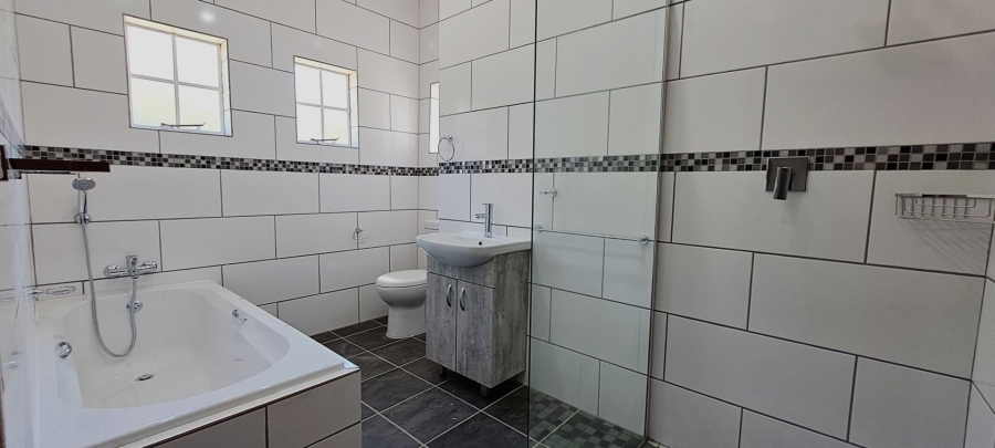 4 Bedroom Property for Sale in Protea Park North West